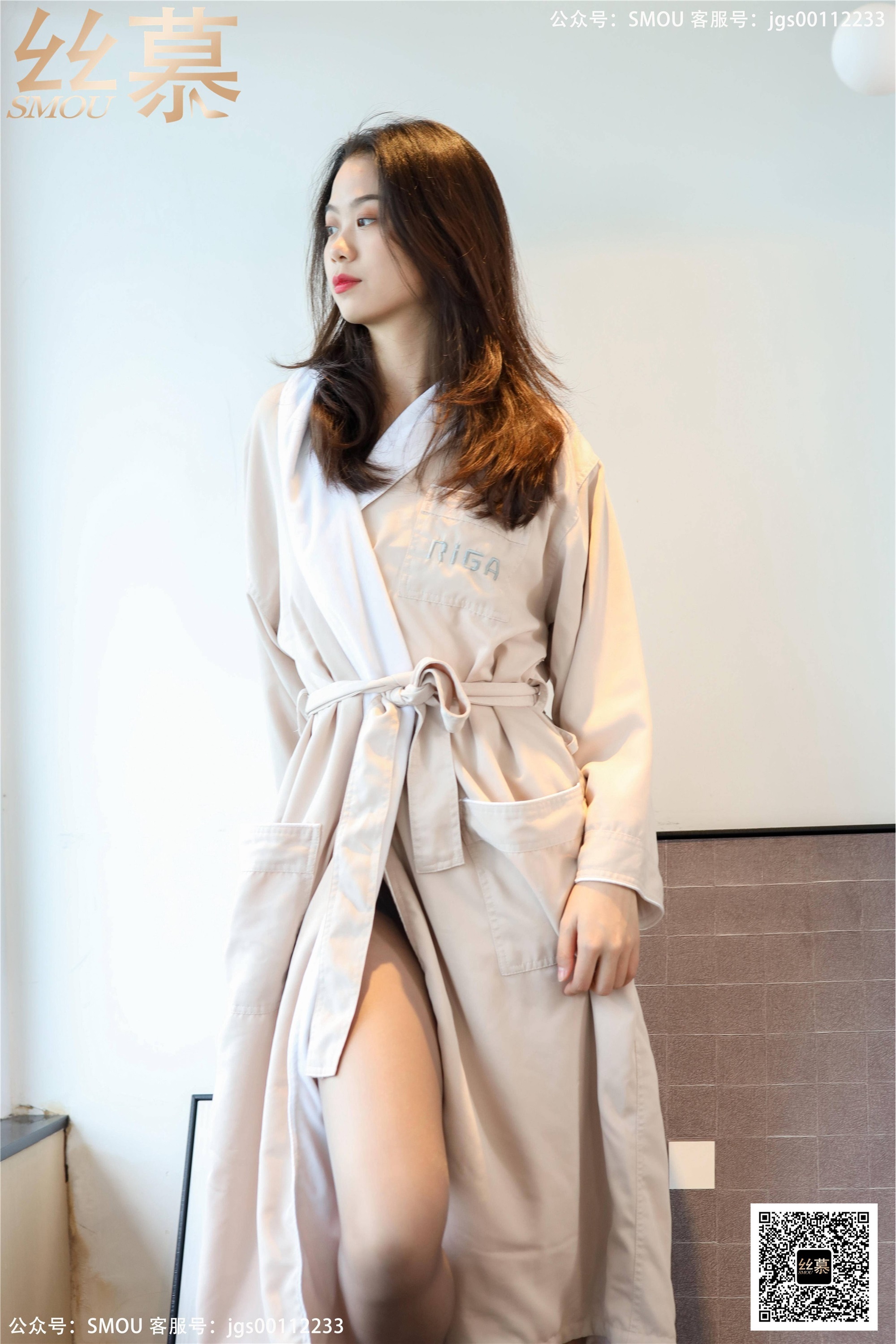 丝慕写真 SM424 天天一元 模特：芝芝《BONAS灰色薄款袜》